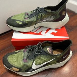 Nike Vapor Street PEG